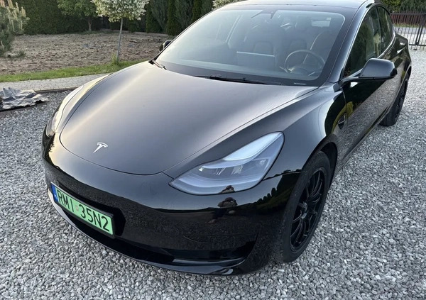 Tesla Model 3 cena 135000 przebieg: 27000, rok produkcji 2021 z Zawiercie małe 67